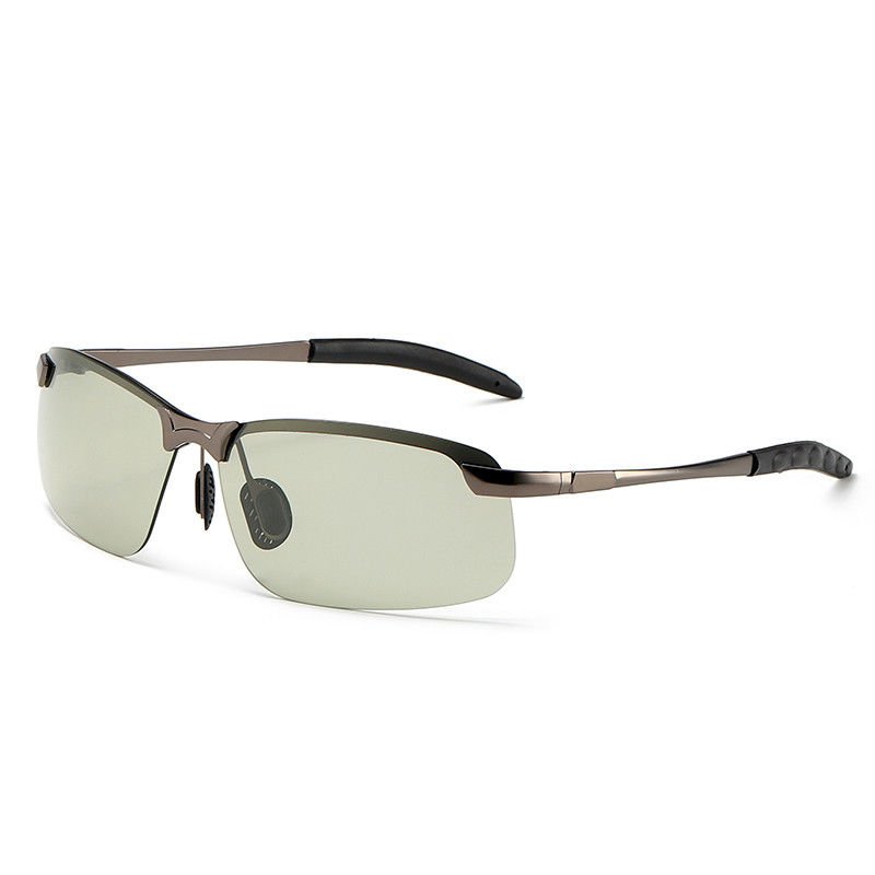 China Polarized Photochromic Mens Luxury Sunglasses BSCI Color Changing Lens company